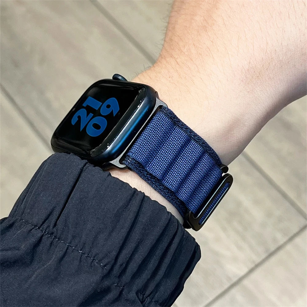 ALPINE WRISTBAND